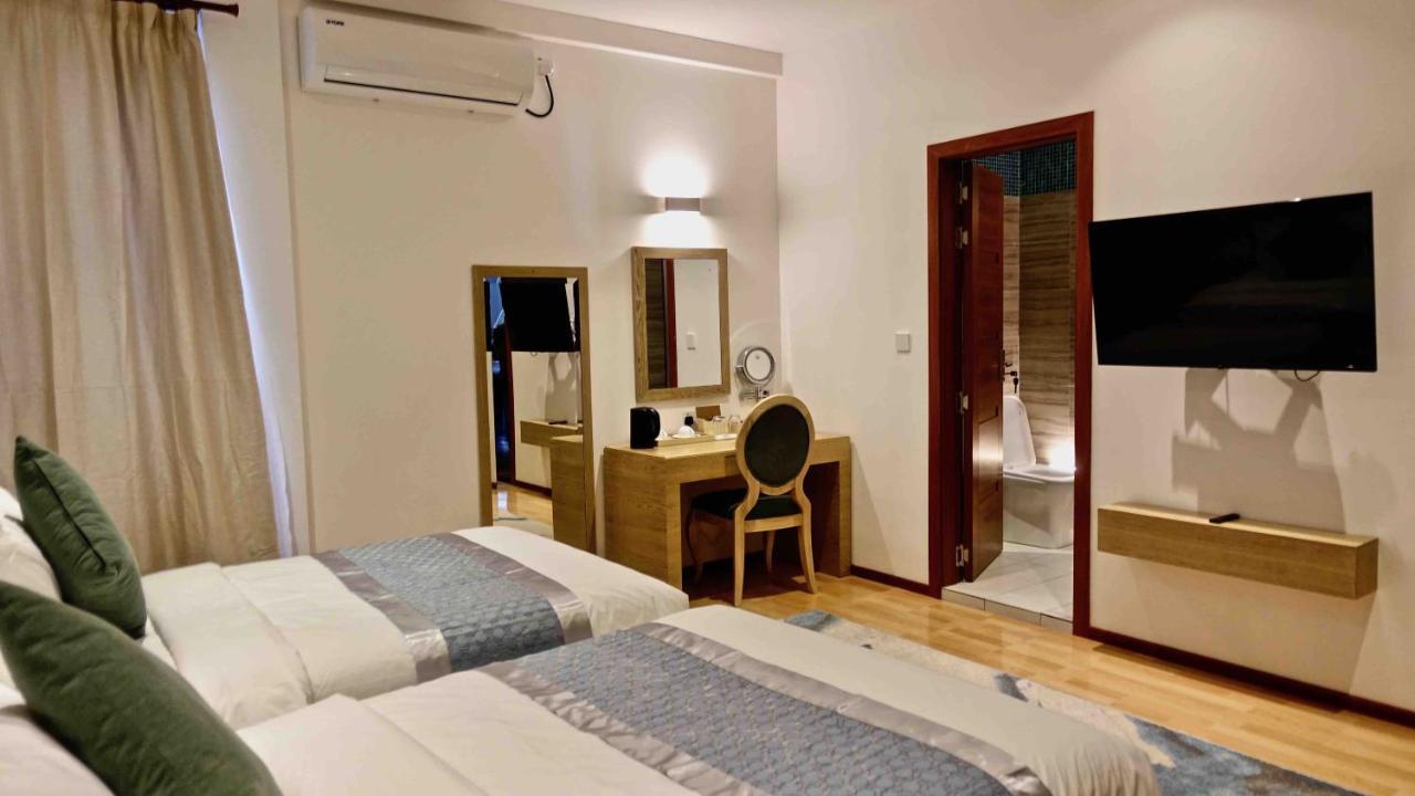 Zero Degree Residence Fuvahmulah Exterior photo